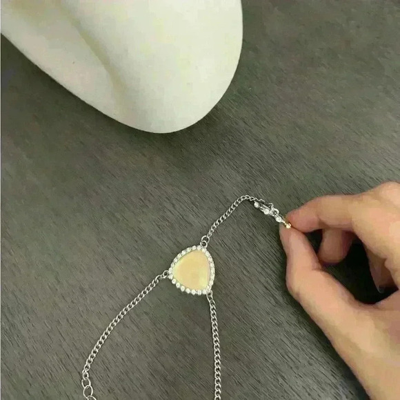 Ring  Hand Chain Sleeve Silver - Picture 4 of 5